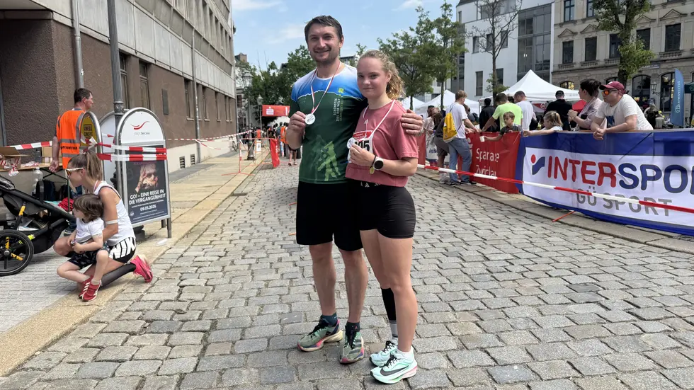 Max Betsch und Gloria Herold haben den Zwickauer Stadtlauf gewonnen.