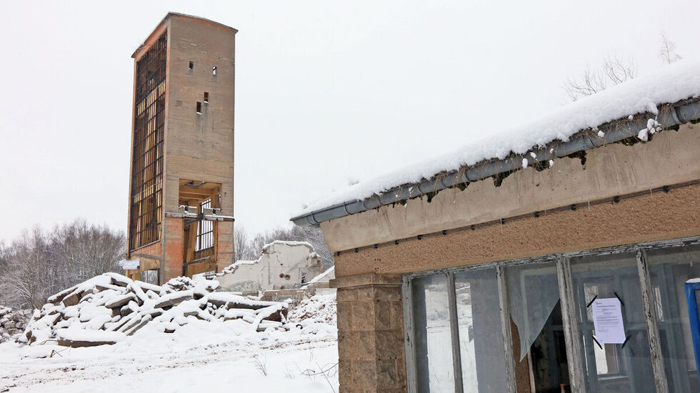 Der Förderturm vom Schacht IX - in anderthalb Monaten gibt es ihn nur noch auf Fotos, so der Plan. Der Förderturm vom Schacht IX - in anderthalb Monaten gibt es ihn nur noch auf Fotos, so der Plan.