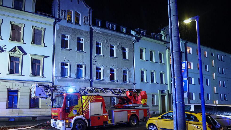 Die Kameraden bei der Arbeit.