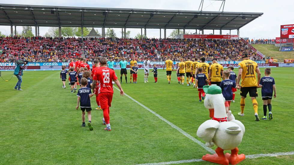 Der FSV gegen Dynamo - hier das letzte Aufeinandertreffen in einem Punktspiel der dritten Liga. Der FSV gegen Dynamo - hier das letzte Aufeinandertreffen in einem Punktspiel der dritten Liga.