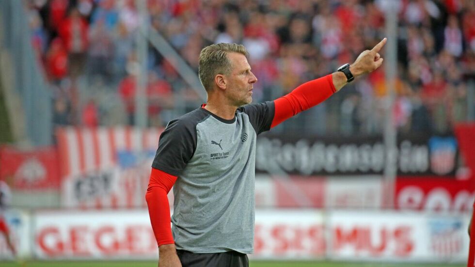 Rico Schmitt bei der Arbeit Rico Schmitt bei der Arbeit