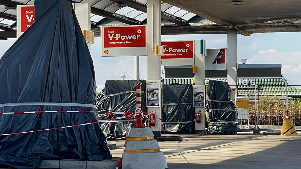 Das Tanken ist nach dem Brand vor zwei Wochen noch nicht wieder möglich. Das Tanken ist nach dem Brand vor zwei Wochen noch nicht wieder möglich.