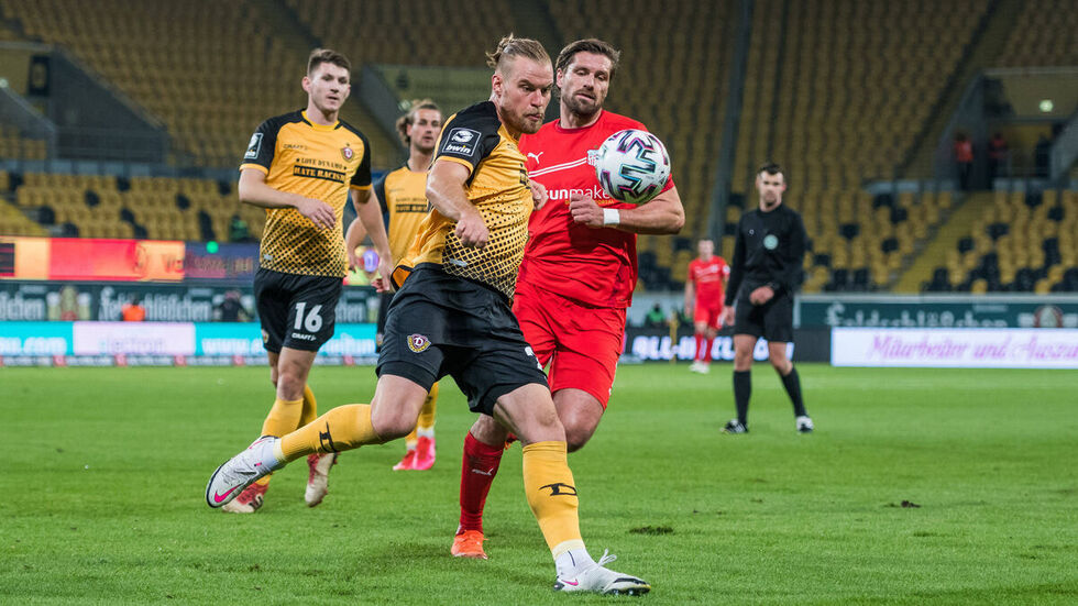 Diesen Zweikampf aus dem Hinspiel zwischen Sebastian Mai (li.) und Ronny König wird es diesmal nicht geben. Mai ist gesperrt. 