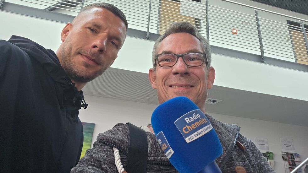 Radio-Chemnitz-Redakteur Karsten Kolliski sprach mit Podolski über seine Pläne.
