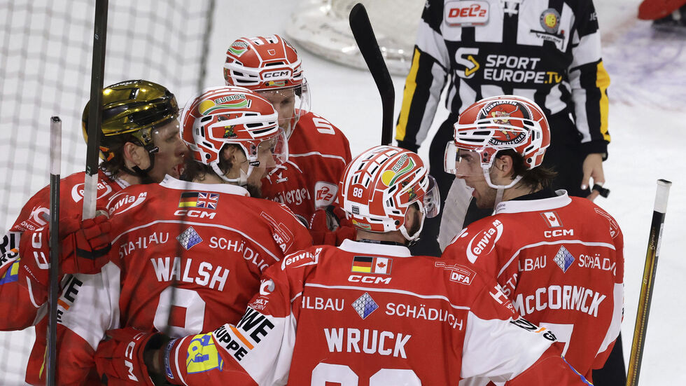 Kämpfen und siegen heißt es für die Eispiraten am Wochenende.