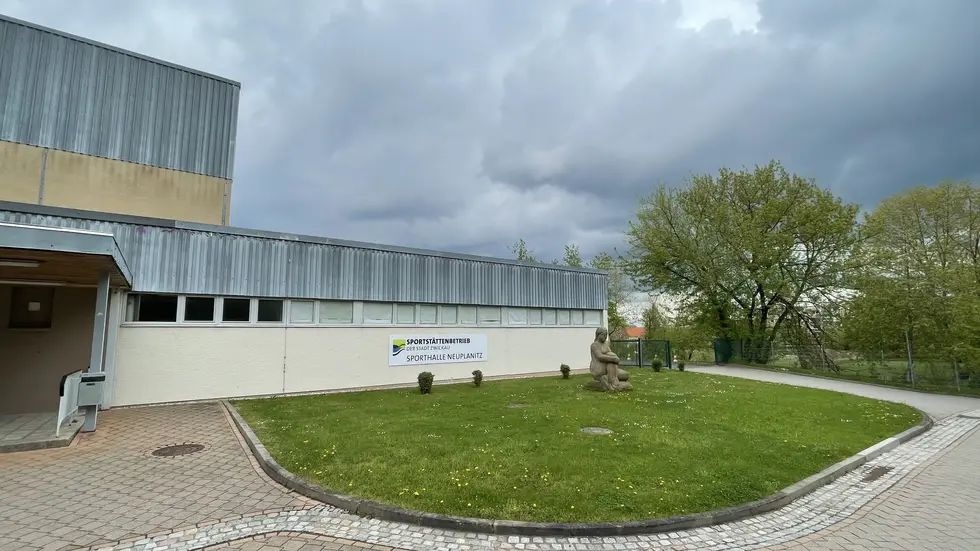 Sporthalle Neuplanitz Sporthalle Neuplanitz