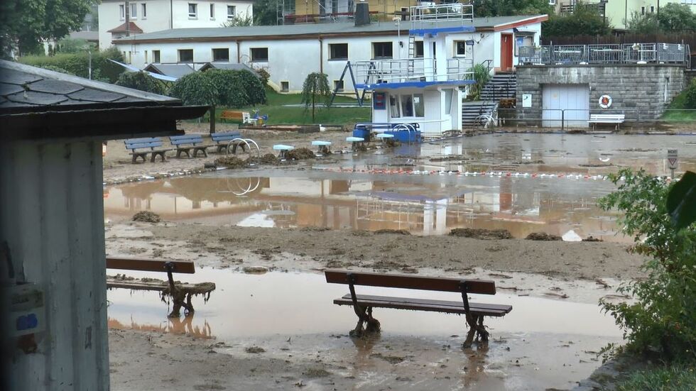 Das Sommerbad in Gersdorf nach dem Unwetter.