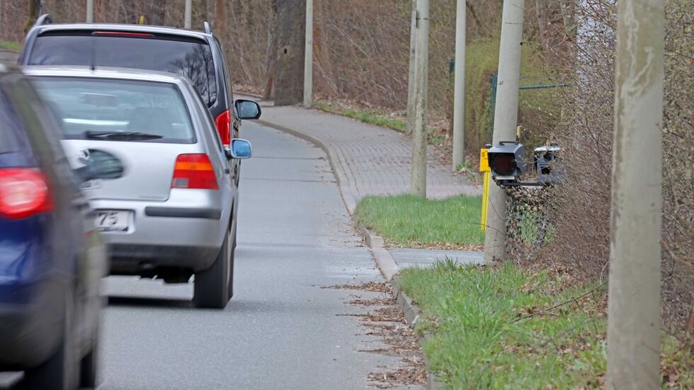Der "Poliscan Speed FM1” im Einsatz an der Crimmitschauer Straße