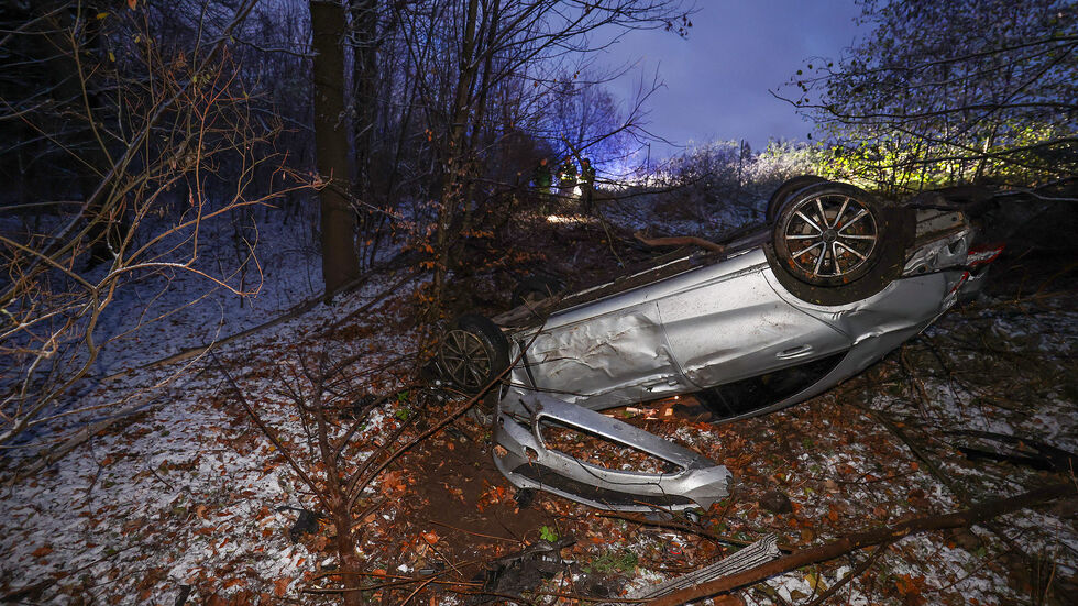 Der Fahrer wurde leicht verletzt. Der Fahrer wurde leicht verletzt.